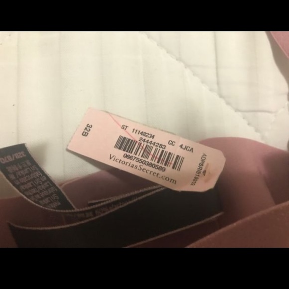 Victoria Secret Bra - Picture 3 of 3